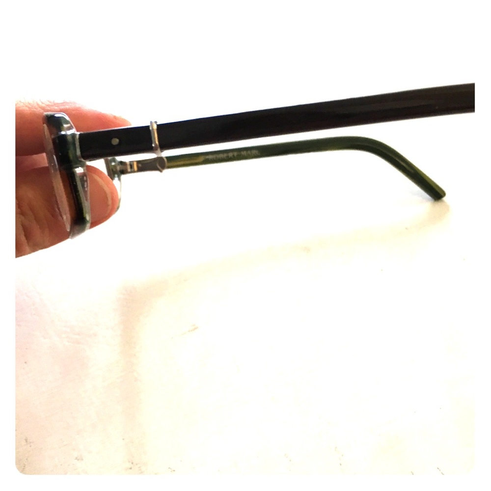 Unisex eyeglass